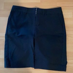 Banana republic factory sz.6 navy Bermuda shorts